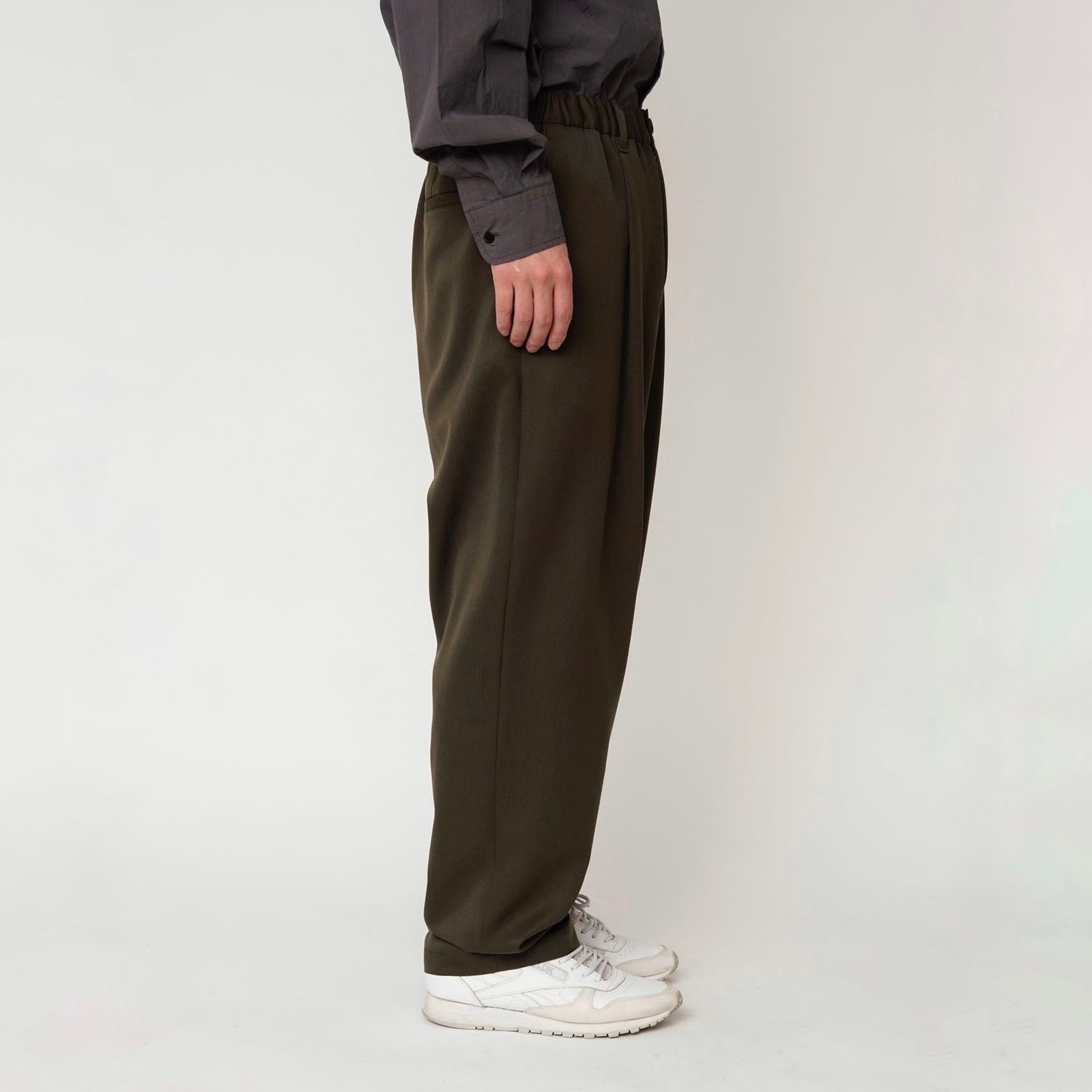 UNIVERSAL PRODUCTS - 【残り一点】Wool Easy Trousers | ACRMTSM ONLINE STORE