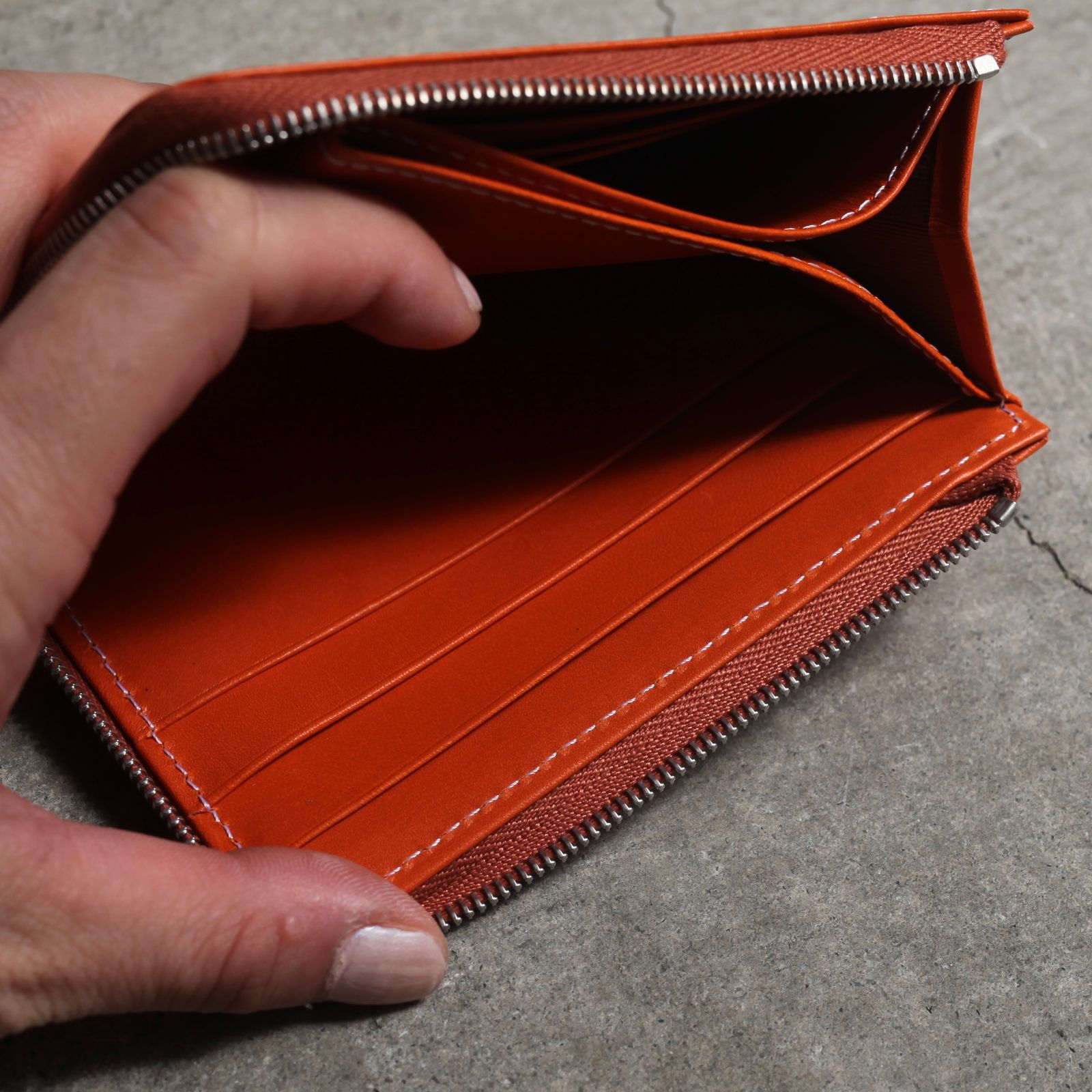 【残り一点】L Zip Purse(KIP)