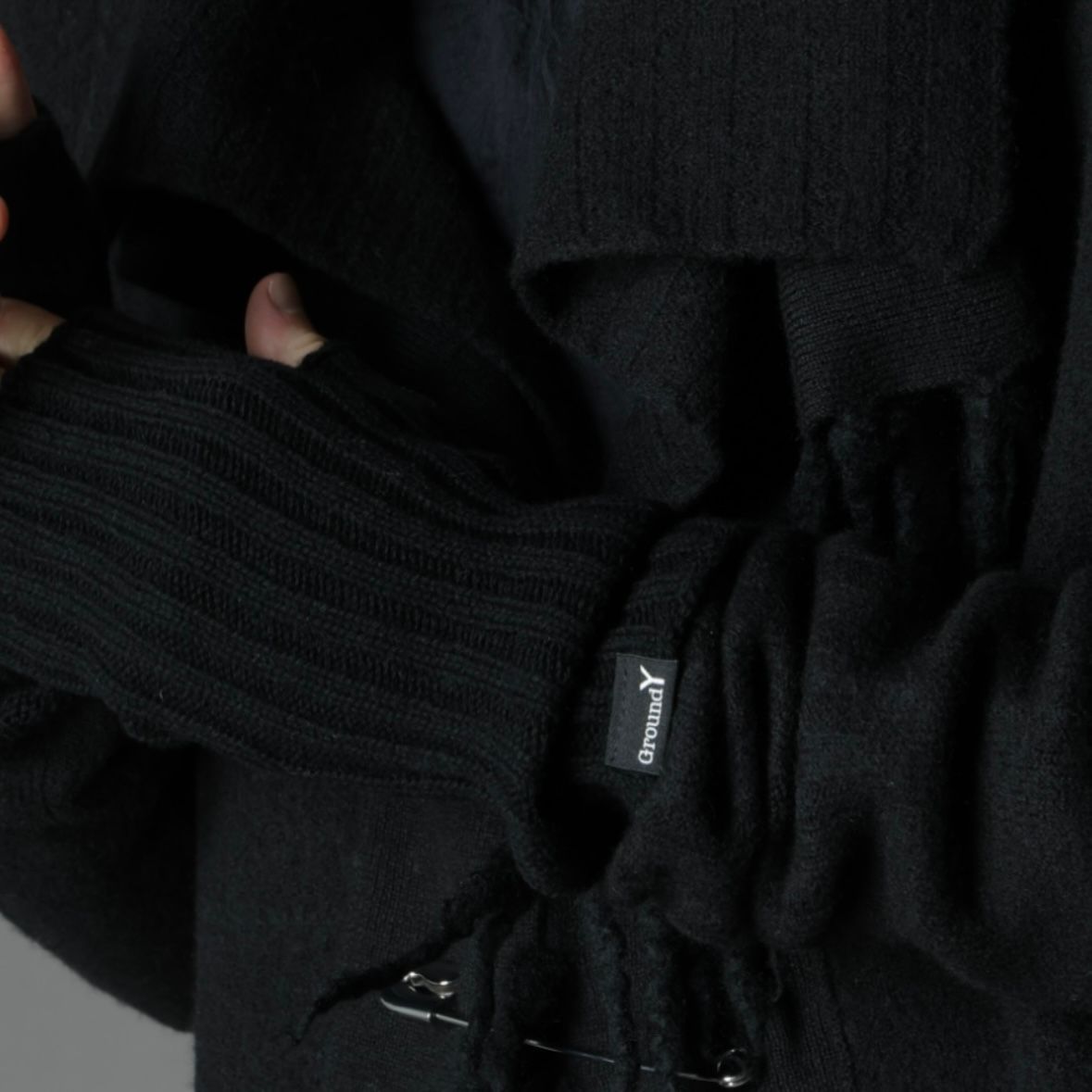 【残り一点】Fingered Arm Warmer