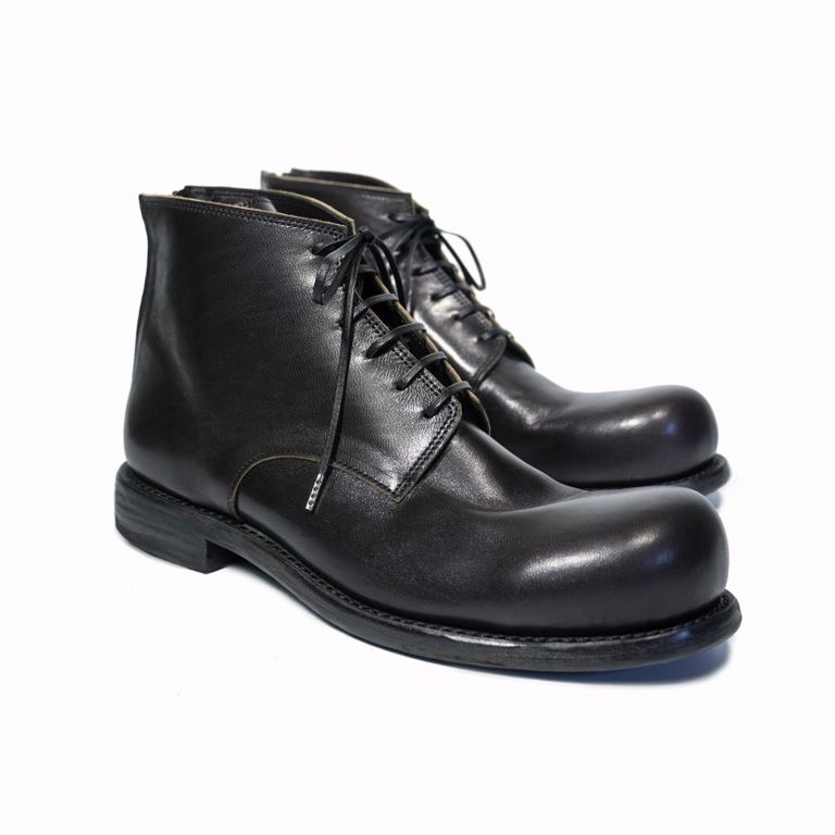レザー種類 : TWO-TONE HORSE(BLACK)
※商品ページ画像のレザー及び、仕様はサンプルとしてご覧ください。