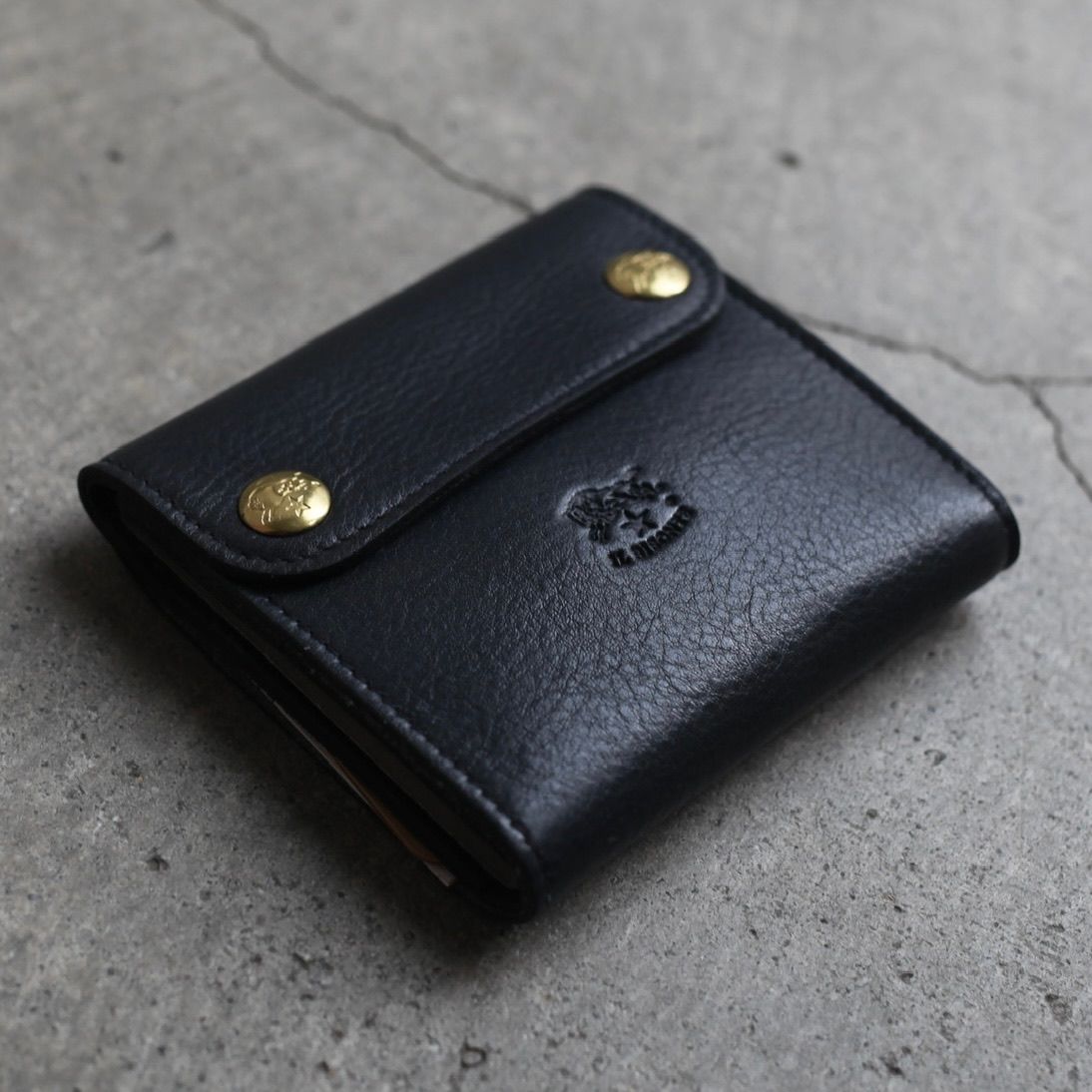IL BISONTE イルビゾンテ 財布 日本限定パイソンエンボスド