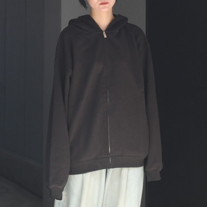 【残りわずか】Zip Sweat Hoodie