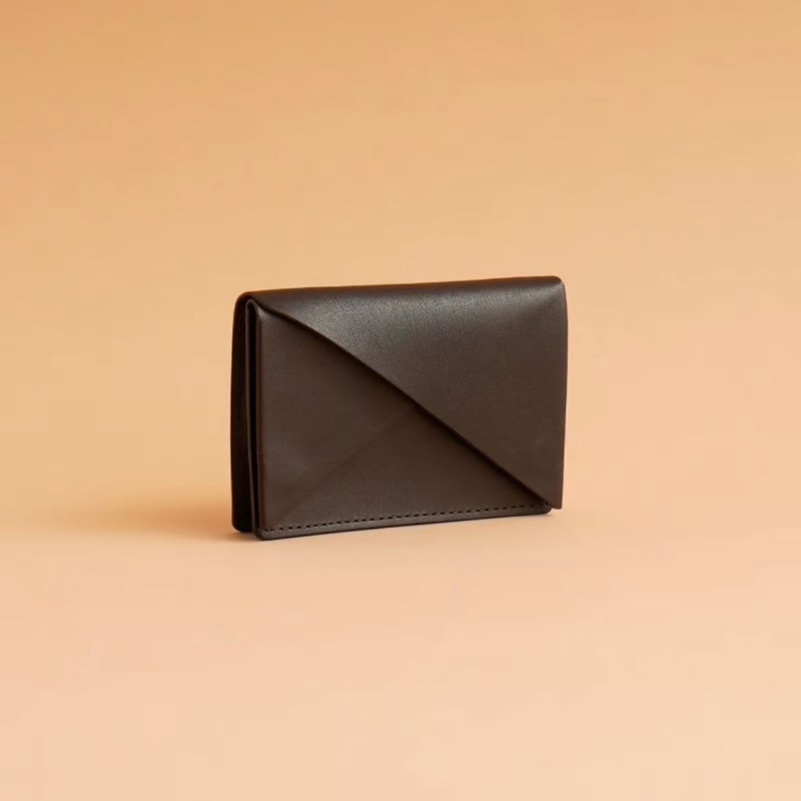 【残り一点】Slant Card Case(CLASSIC LEATHER)