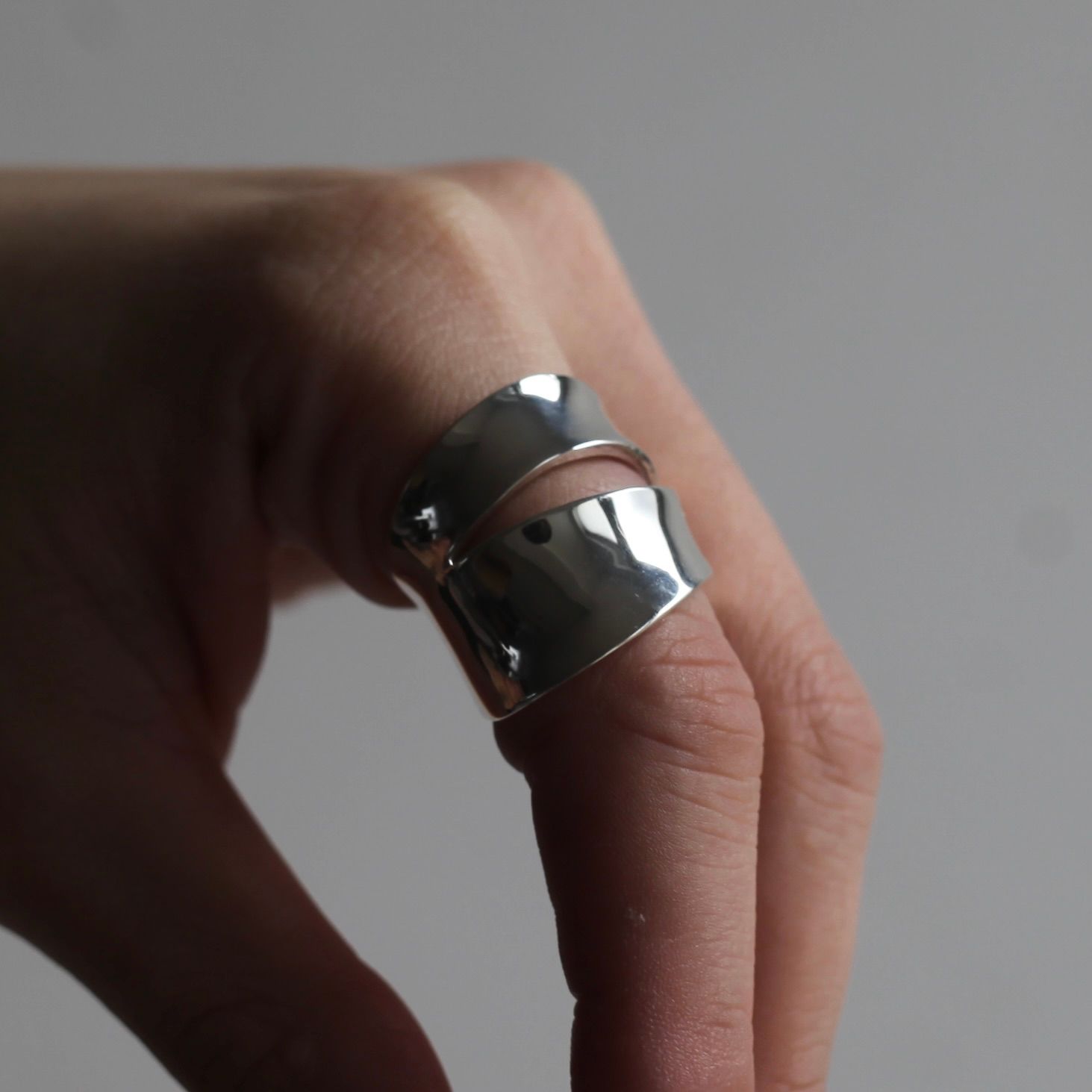 【残り一点】Angled Slit Ring