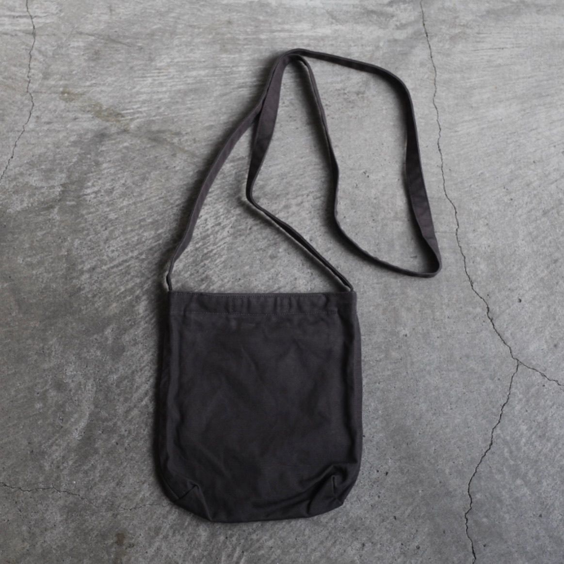 【残りわずか】Researcher Bag Small(CHARCOAL GRAY)