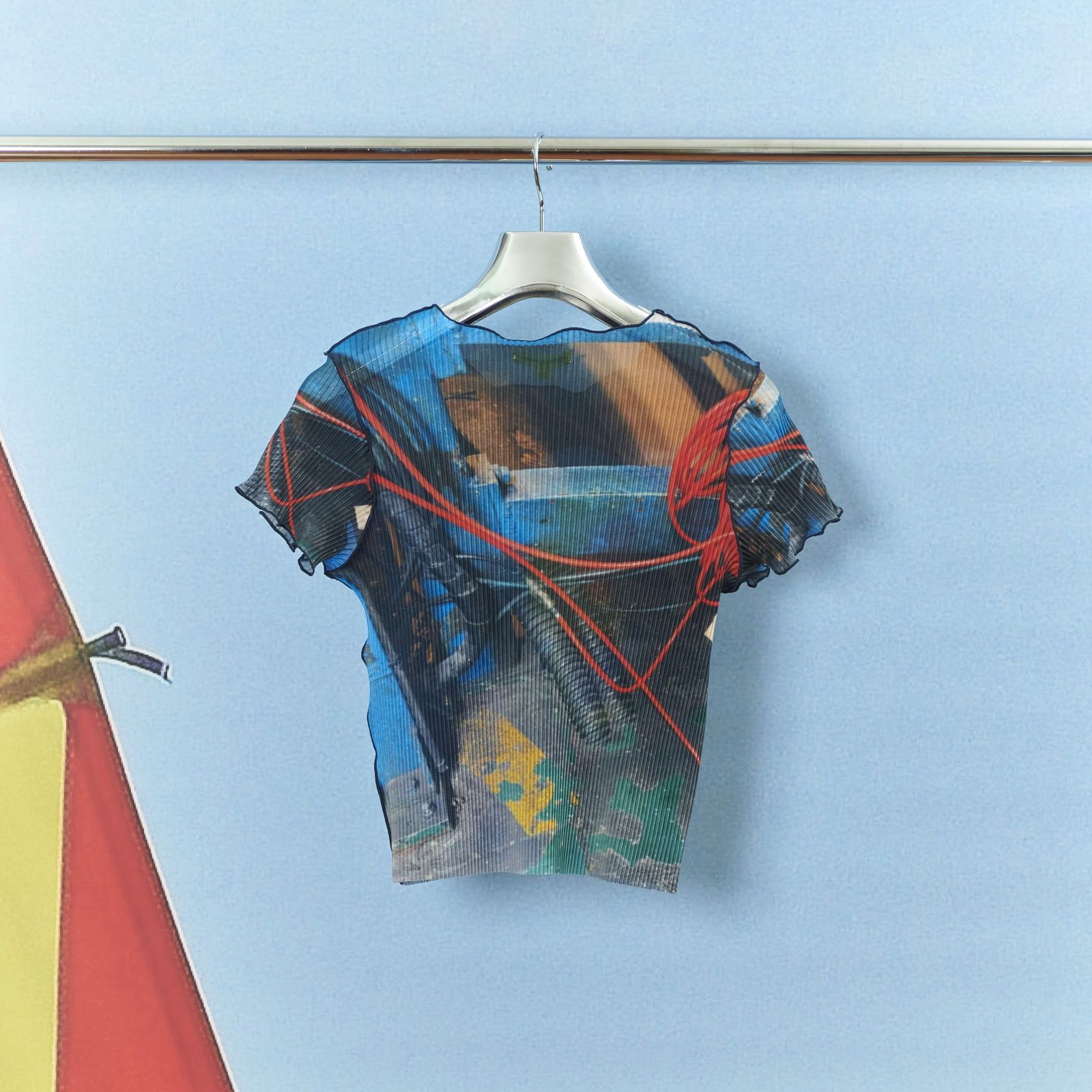 【残り一点】Sheer Graphic Tiny Top