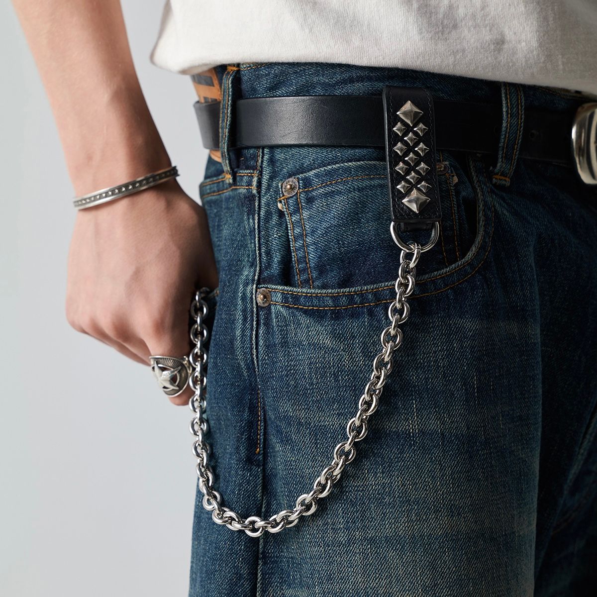 【残りわずか】Studs Leather Wallet Chain