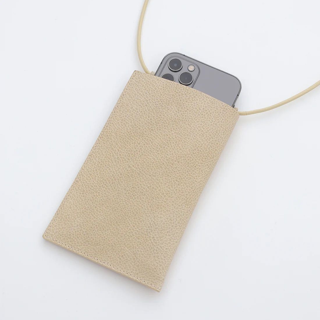 ITTI - 【残り一点】Herrie Phone Pouch(SHIRO) | ACRMTSM ONLINE STORE