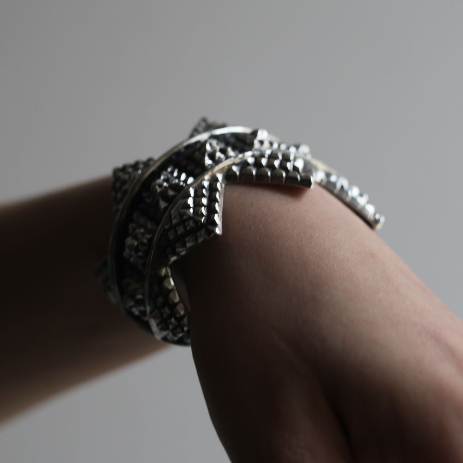 【お取り寄せ注文可能】Triangle E Bangle(SILVER)