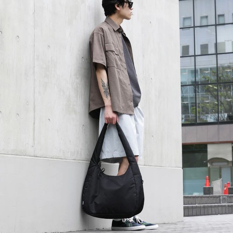 【残り一点】Soft Shell Messenger Bag