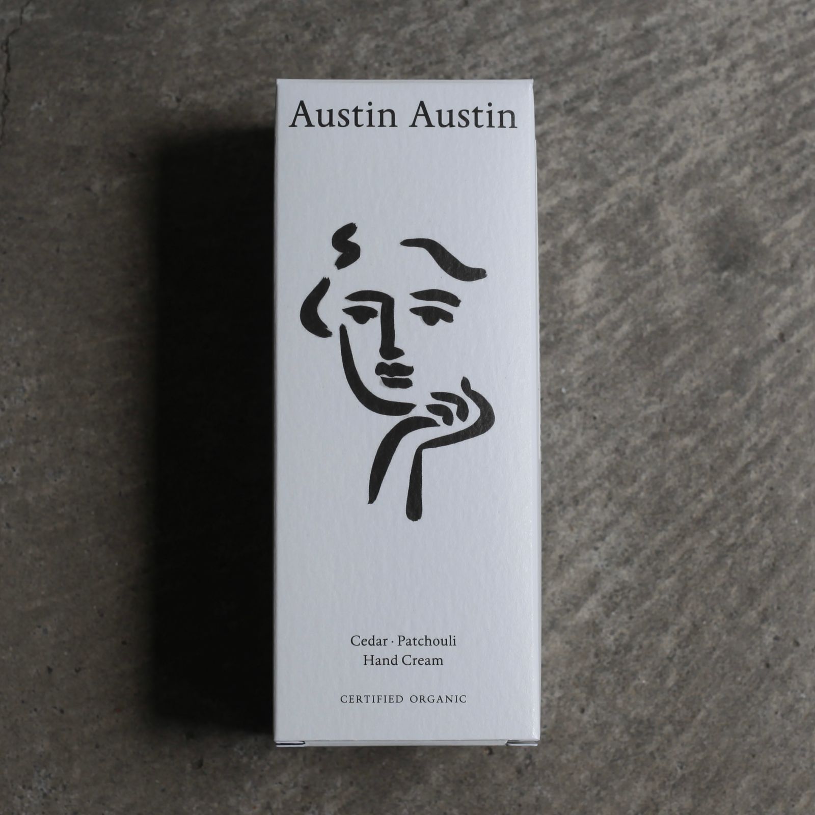【残りわずか】Cedar & Patchouli Hand Cream(300ml)