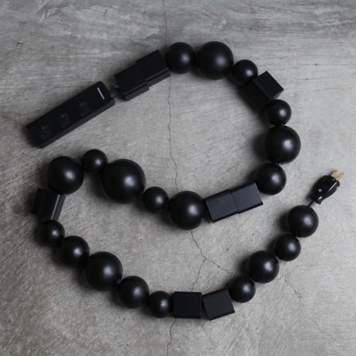 【残りわずか】Cable Jewelry Multiplug_1.4m(WOODEN ELEMENTS)