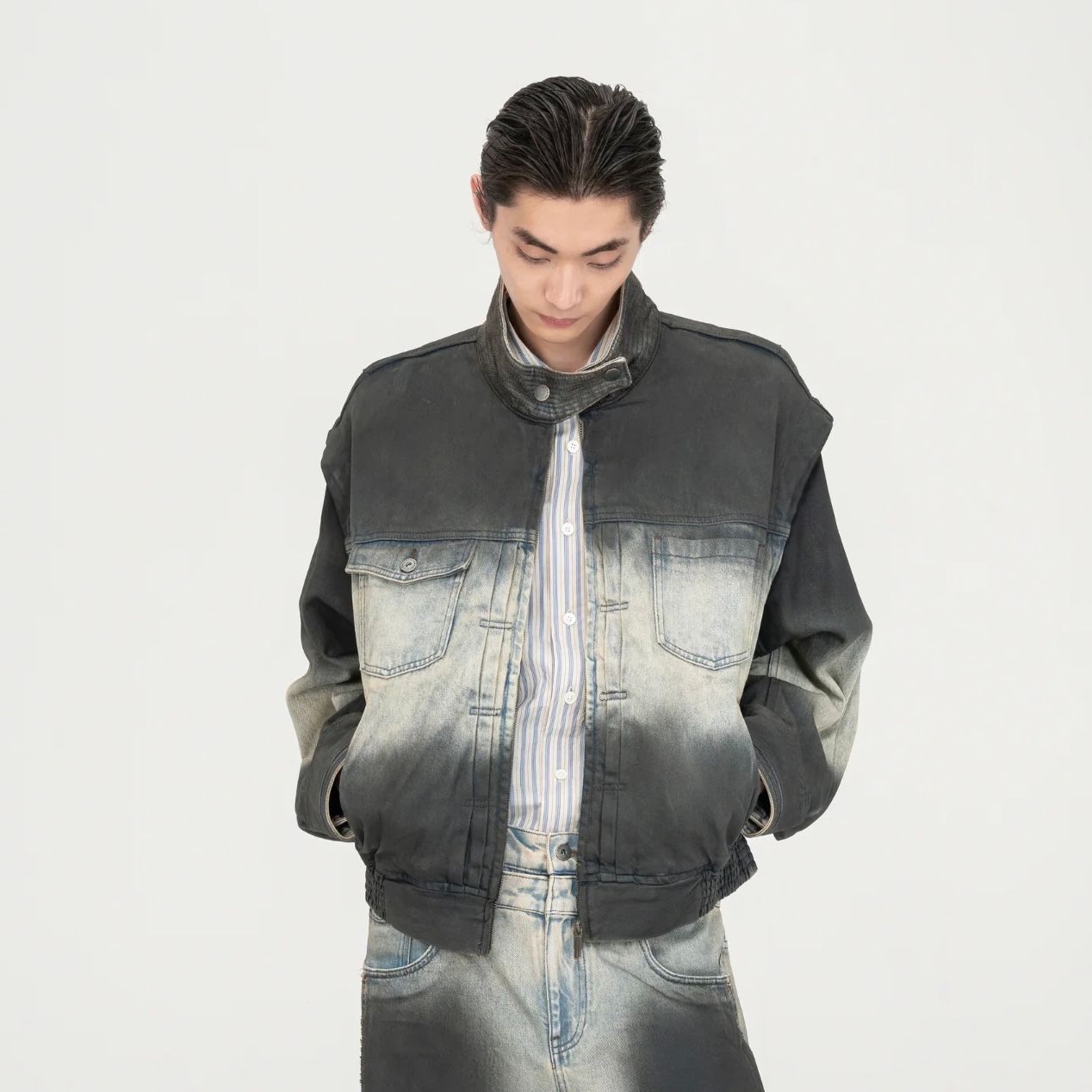 【残り一点】Blue to Black Ombre Denim Stand Collar Jacket