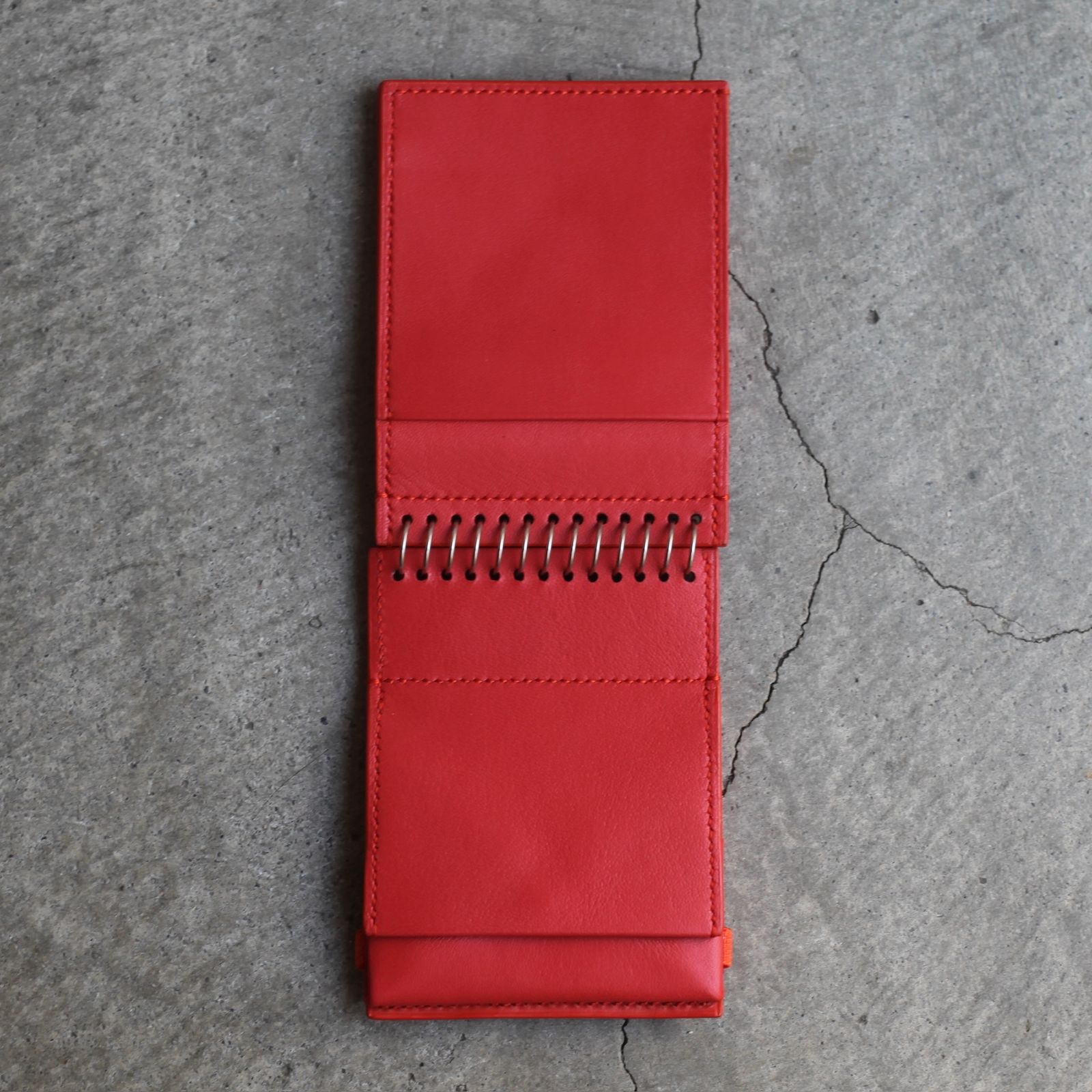 【残り一点】Coil Spring Wallet(MEMO_LAMB)