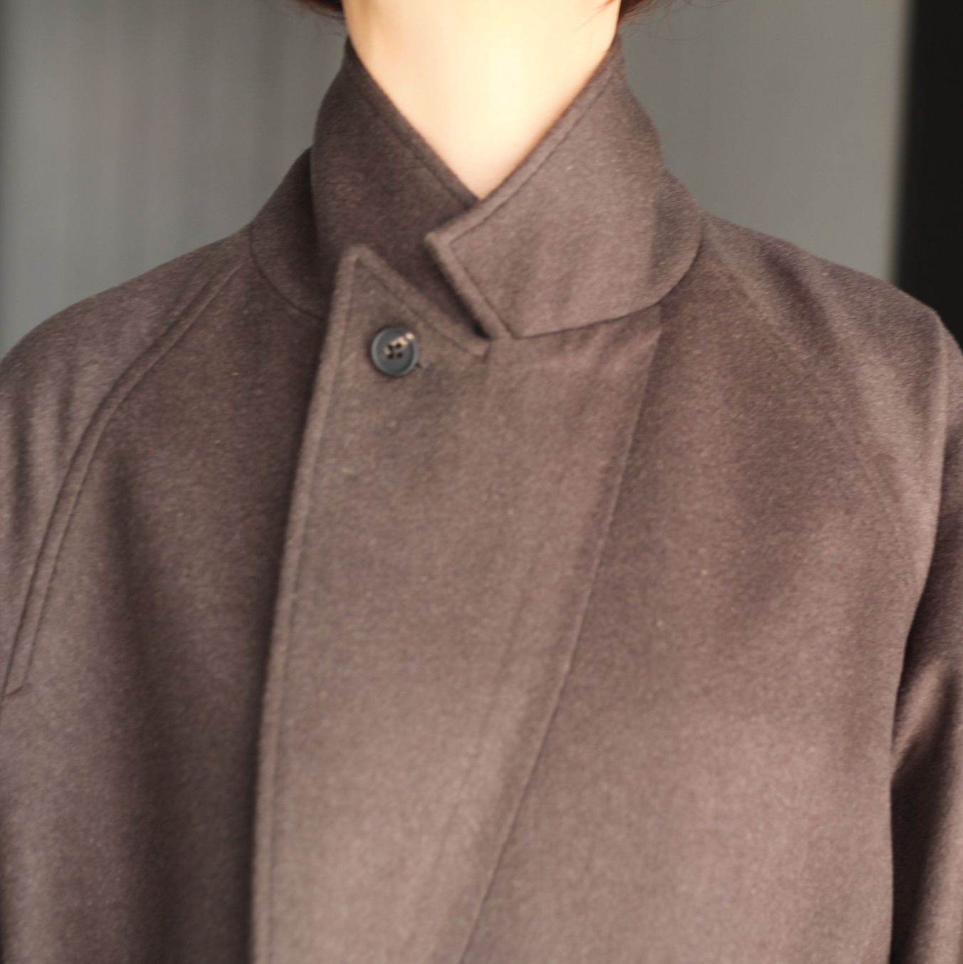 【残りわずか】Oversized Peak Lapel Coat(WOOL/CASHMERE)