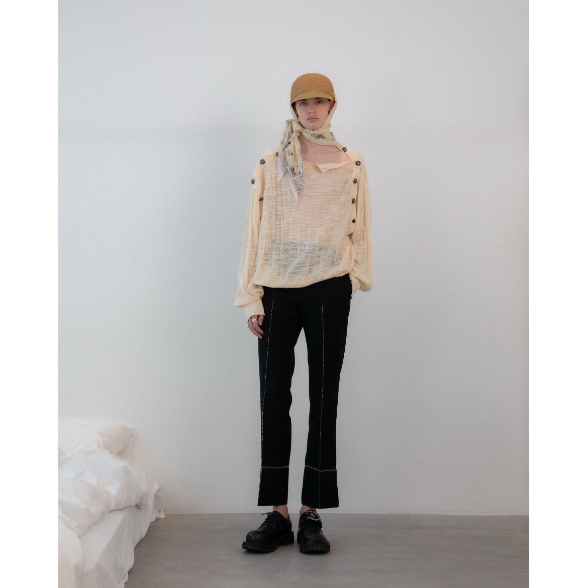 【残り一点】"Hand Stitch" Roll Up Straight Slacks