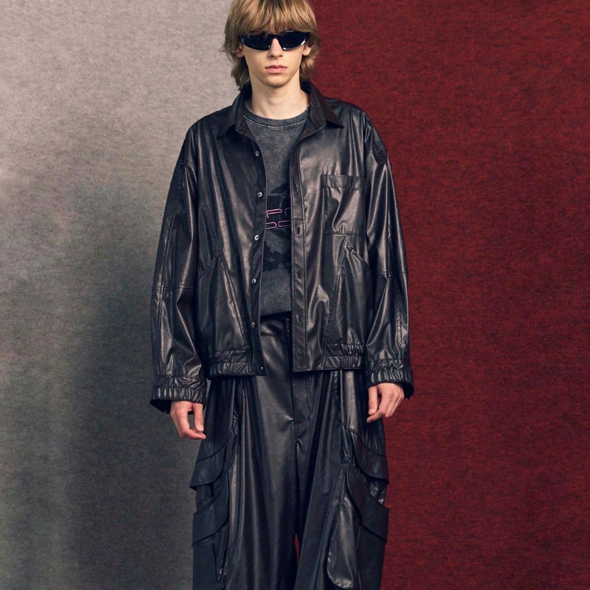 【残り一点】Curve Change Light Eco Leather Shirt