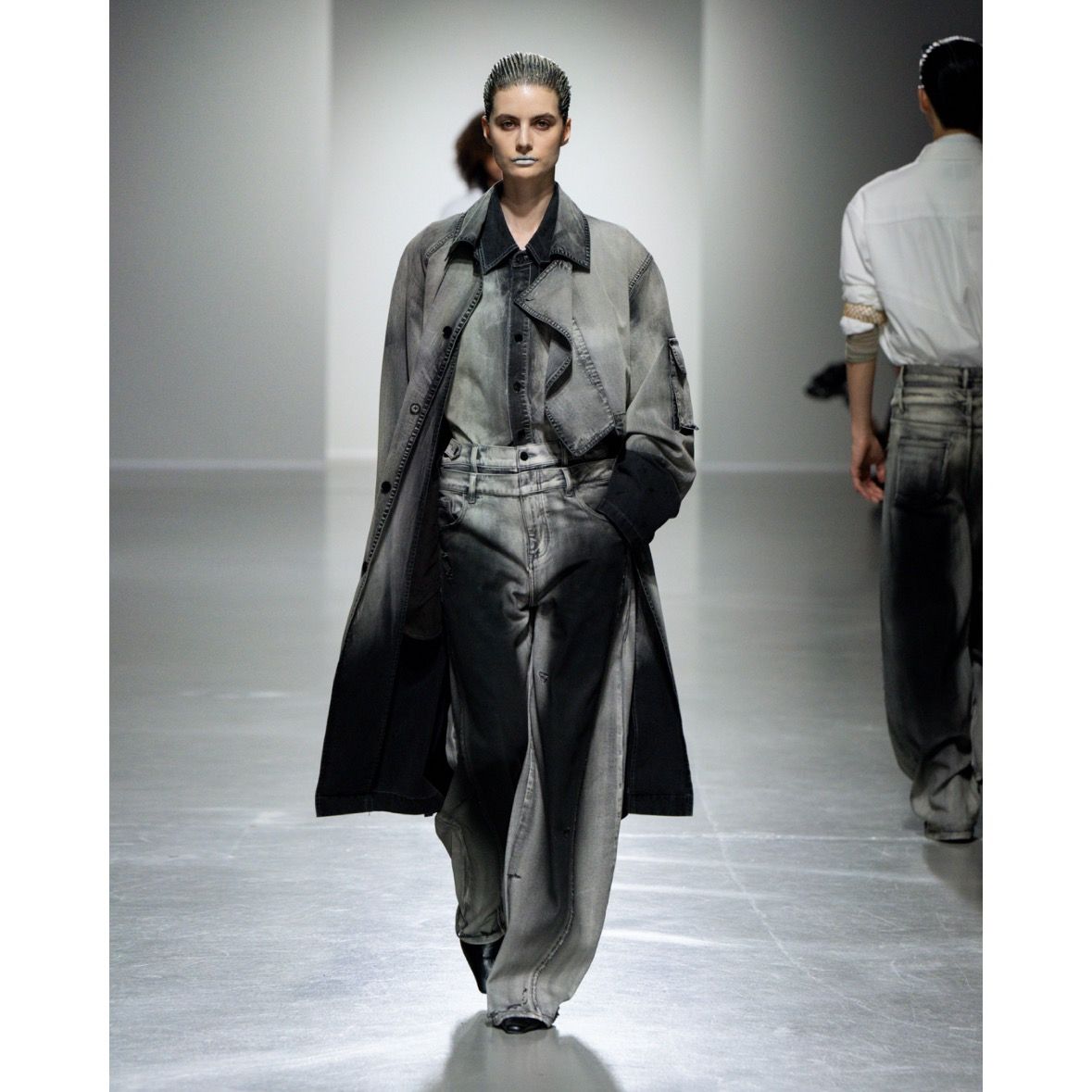 【残り一点】Denim Deconstruction Washed Shirt