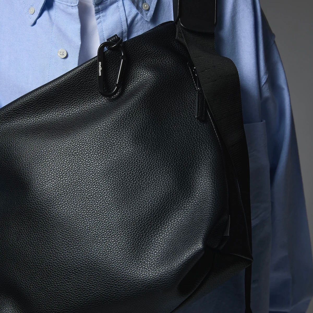 【残り一点】Leather Messenger Bag(M)