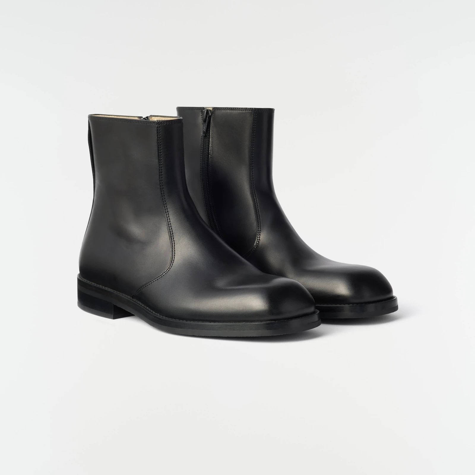 【残り一点】Zipped Boots