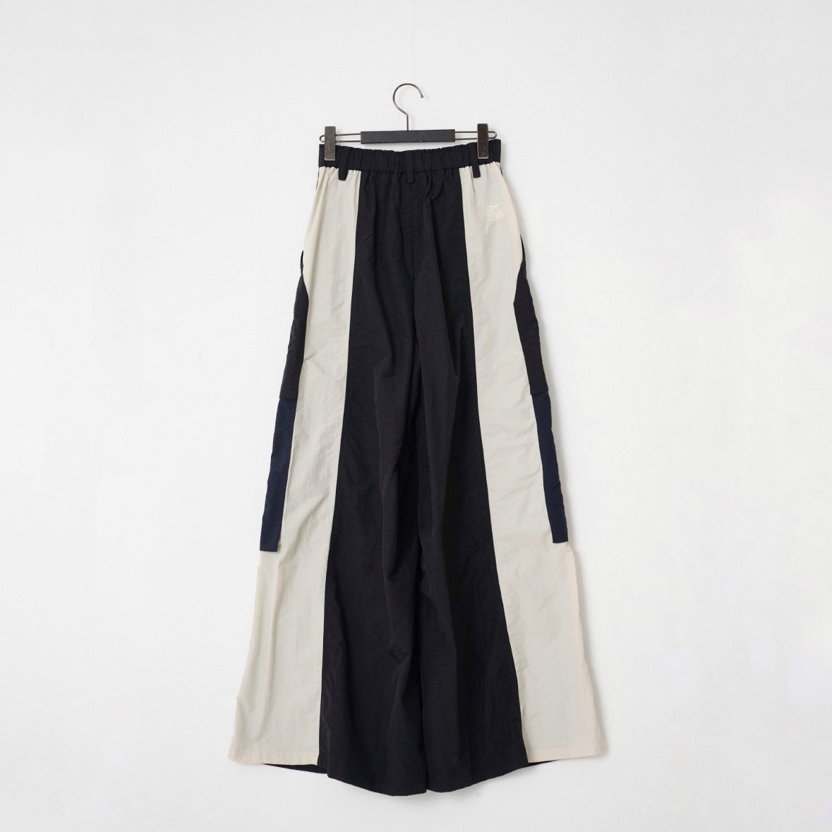 【残り一点】Wide Flare Cargo Pnt