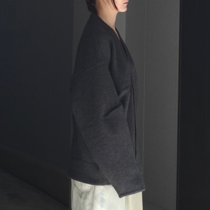 【残りわずか】Extra Fine Wool Knit Tucked Cardigan