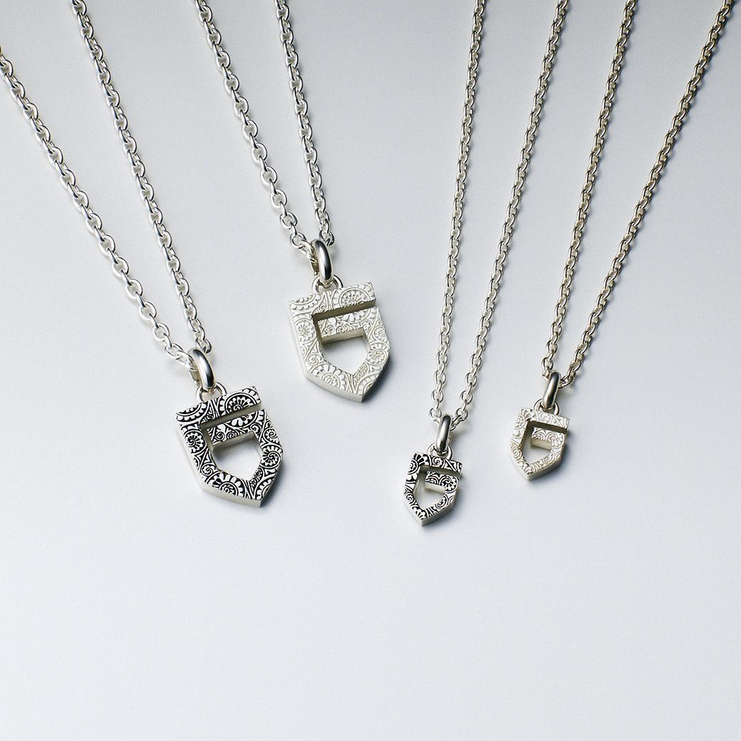 【お取り寄せ注文可能】Vine Pattern G Pendant_S(WHITE)