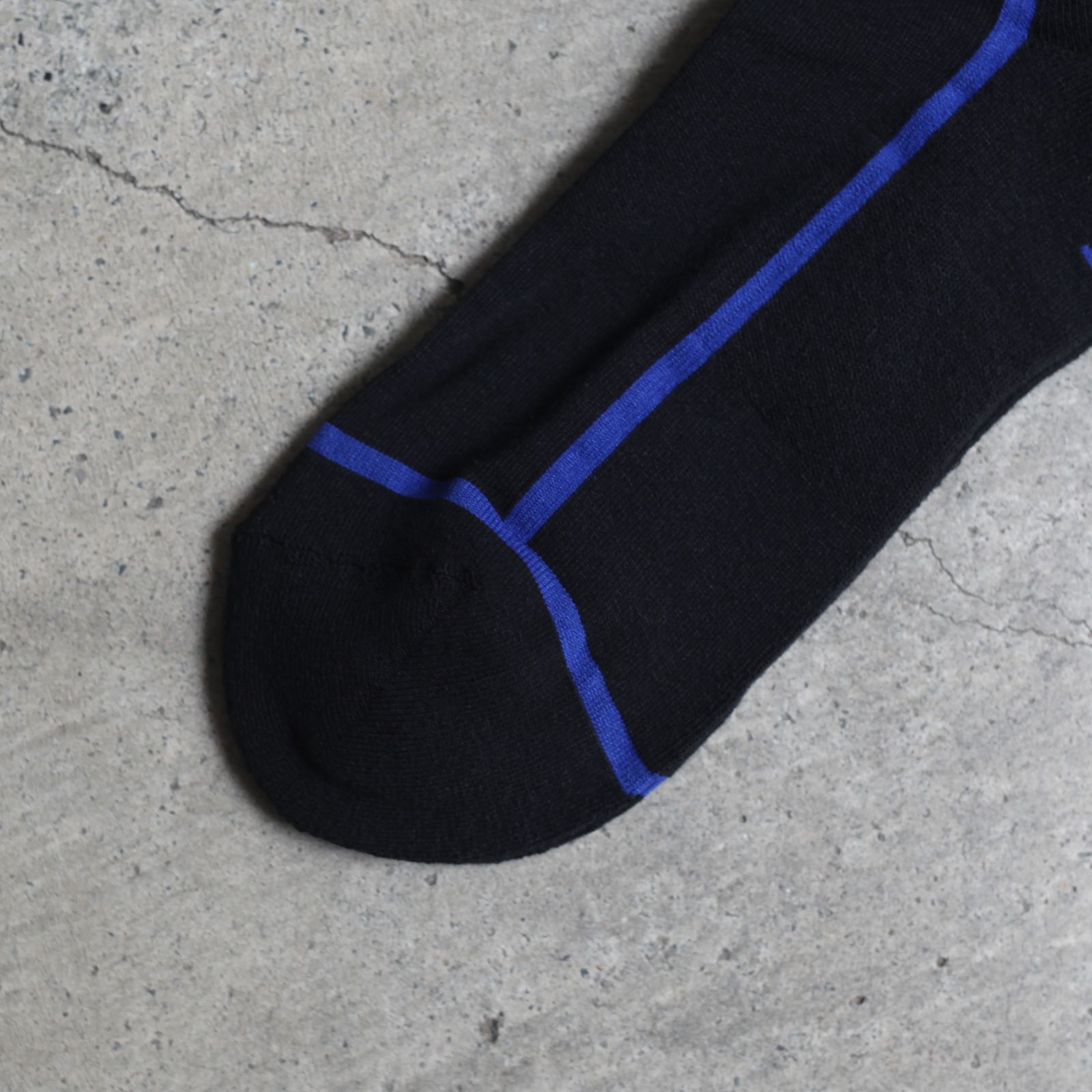 【残りわずか】Line Socks