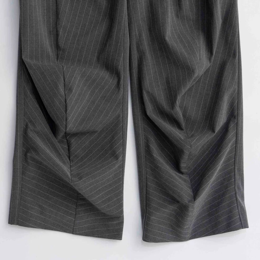【残り一点】Chain Belt with Drape Hem Slacks