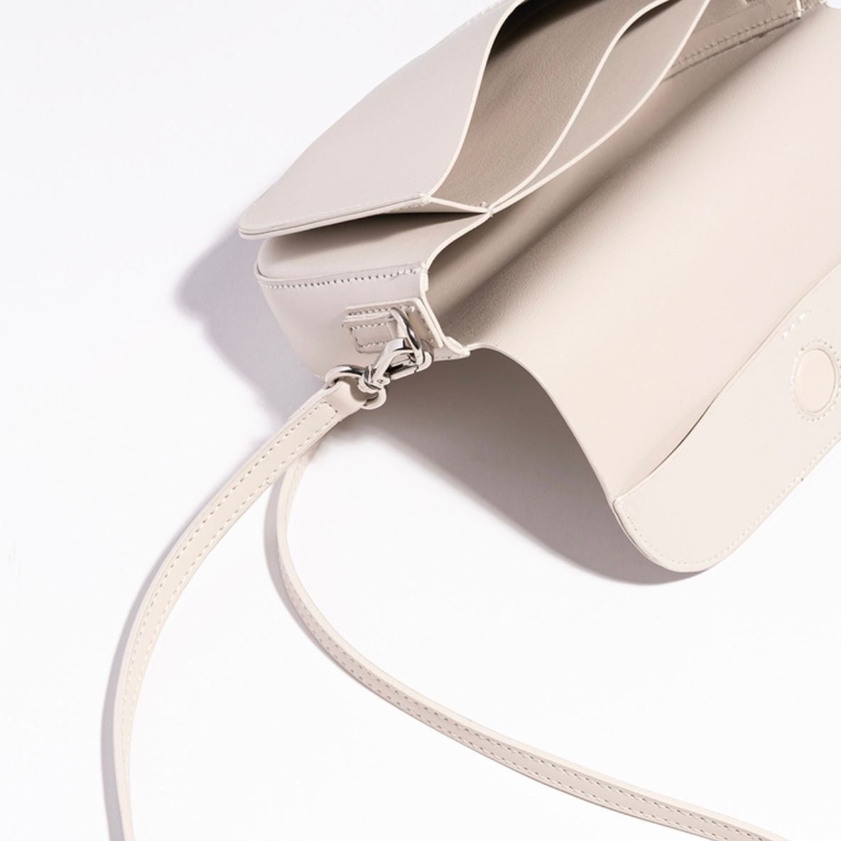 【残り一点】Cross Body Bag