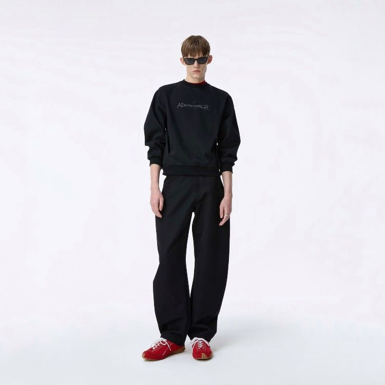 【残り一点】Titan Sweatshirt Product. 45