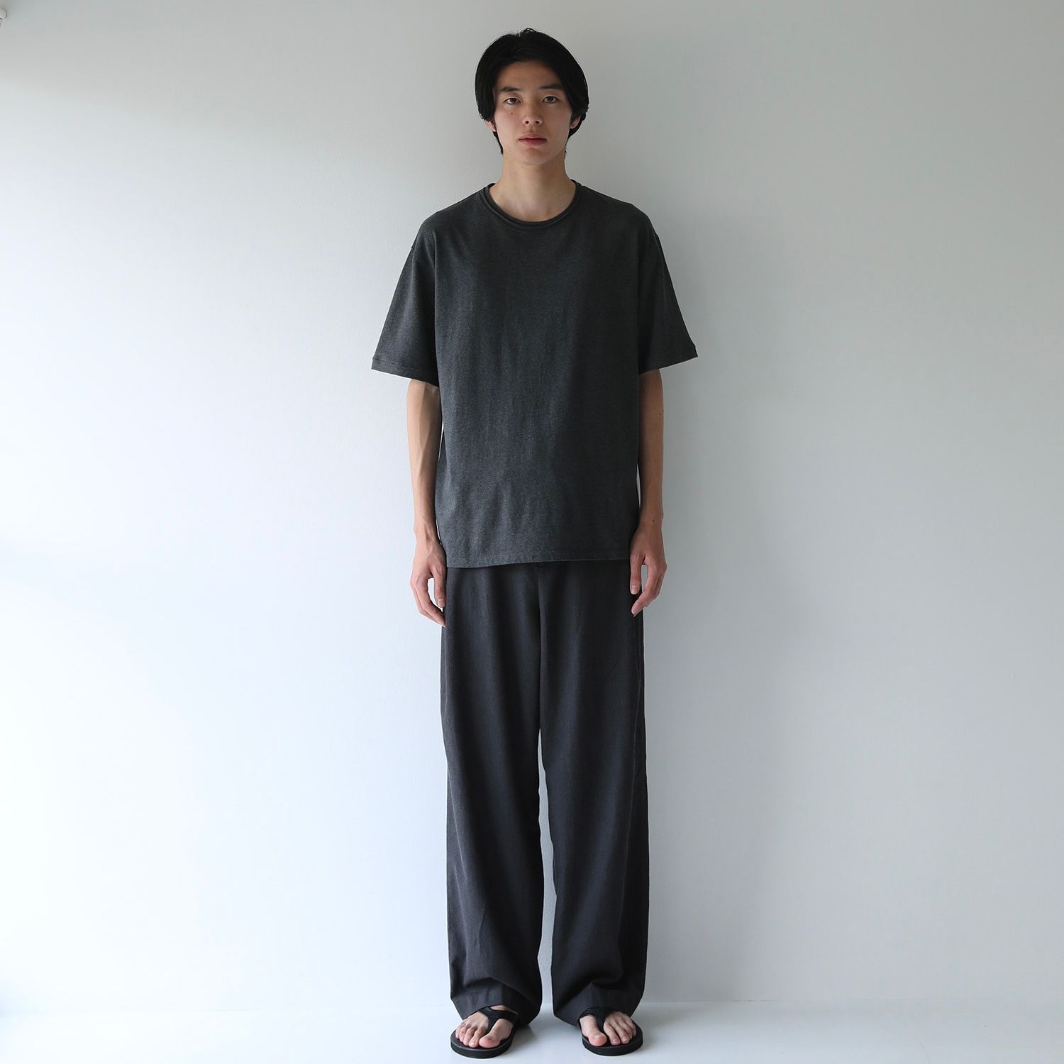 【残り一点】Library Raw-Edge Tee