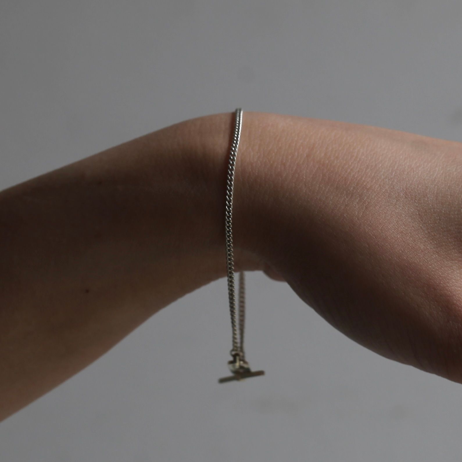 【残り一点】Curb Flat Anchor T-BAR Bracelet