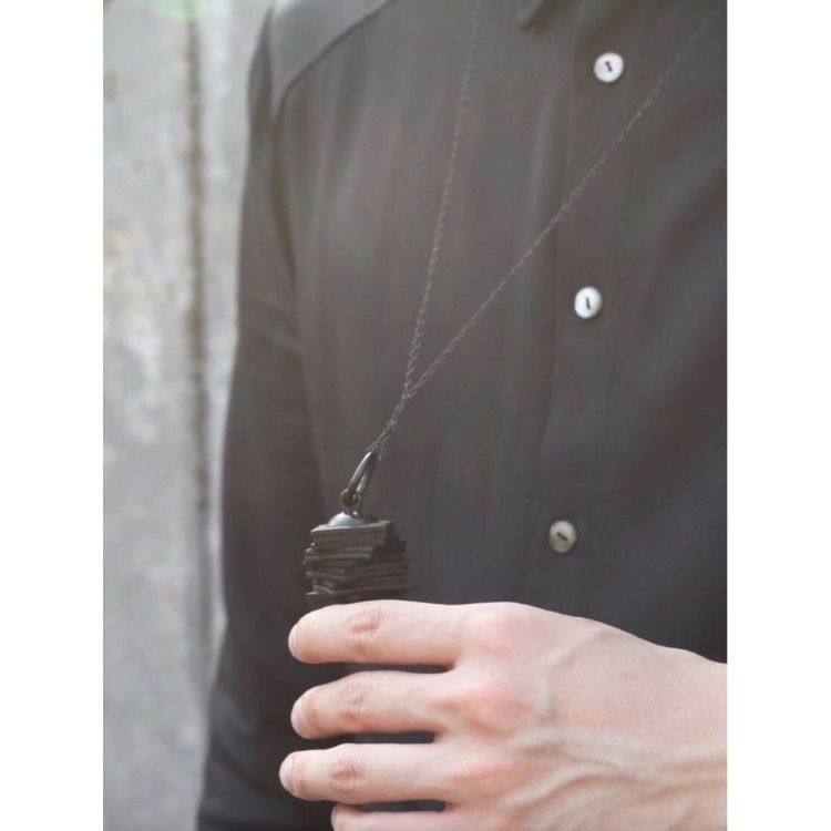 【お取り寄せ注文可能】Twist Leather Necklace