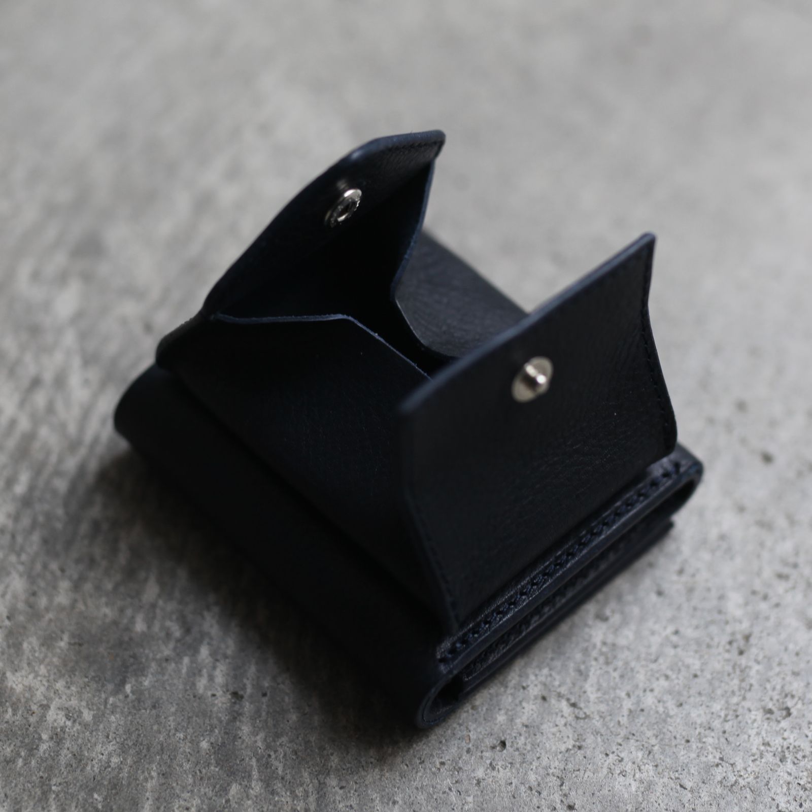 Hender Scheme - 【残りわずか】Trifold Wallet(NAVY) | ACRMTSM