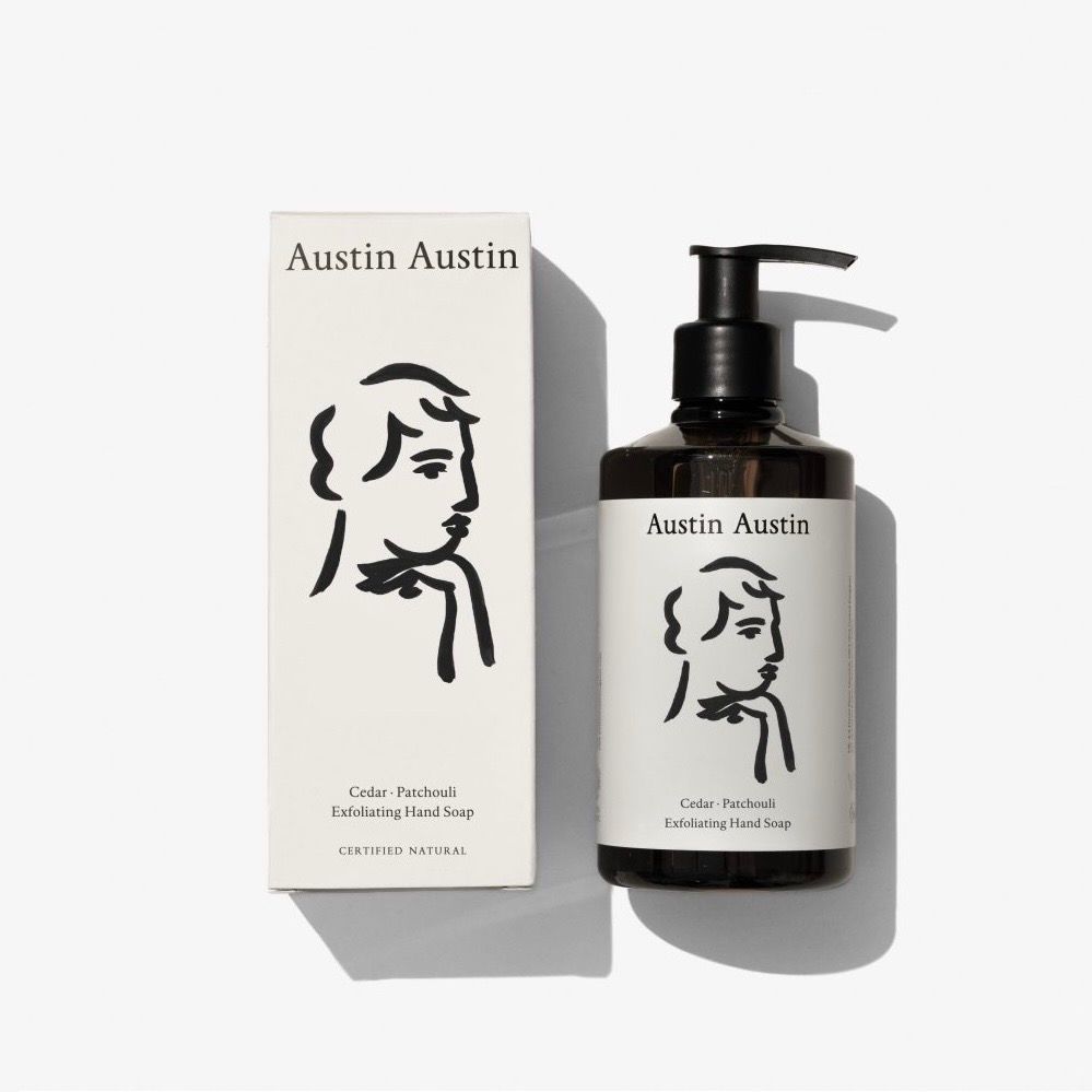 【残りわずか】Cedar & Patchouli Exfoliating Hand Soap(300ml)