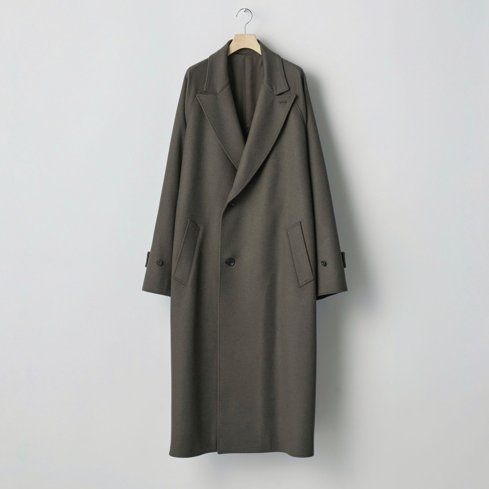 【残りわずか】Oversized Peak Lapel Coat(WOOL/CASHMERE)