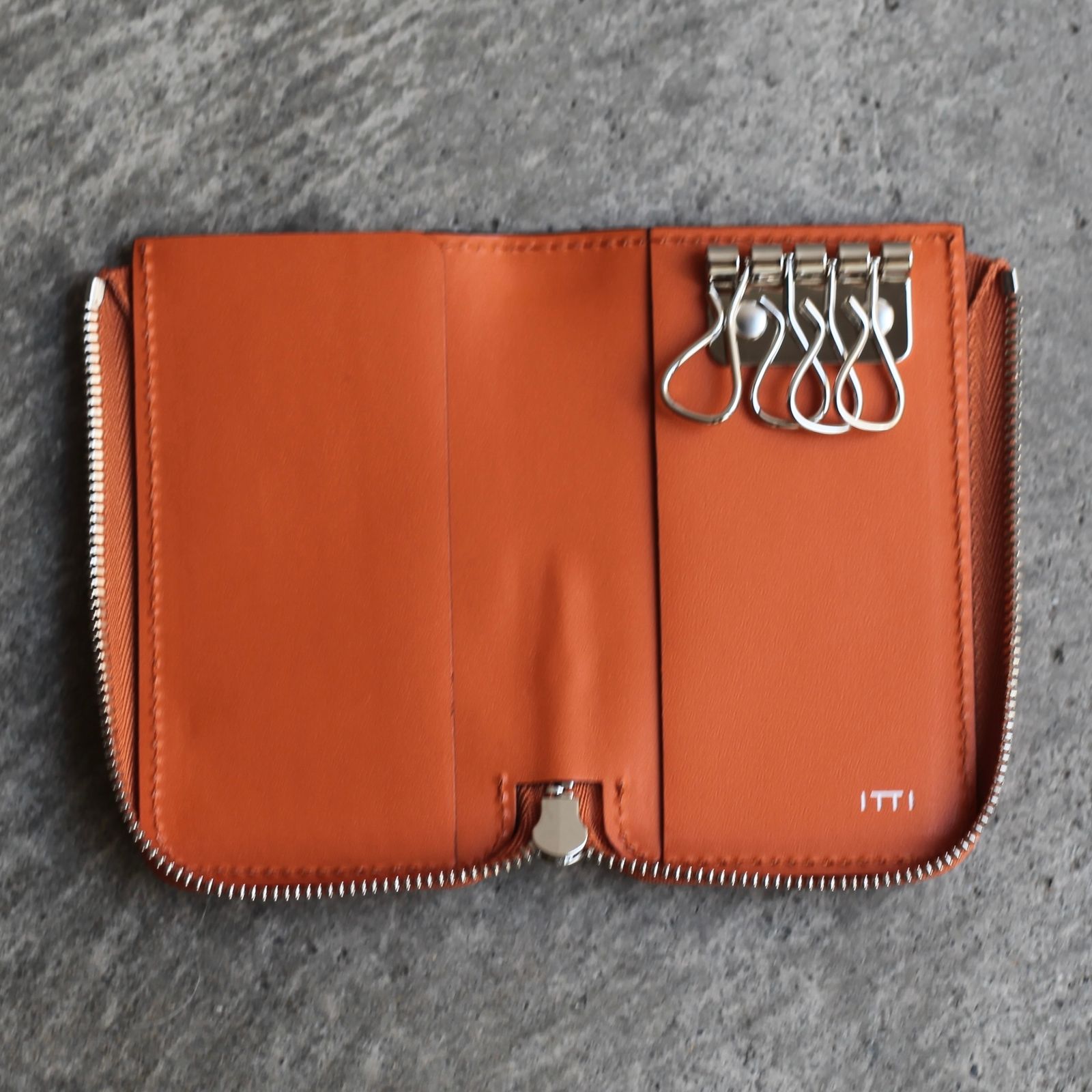 【残りわずか】Cristy Key Card Case(DIPLO FJORD)