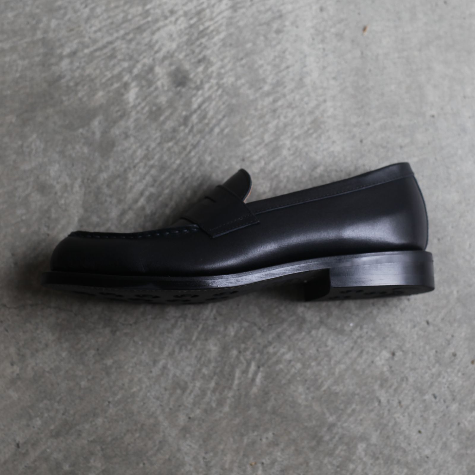 Hender Scheme - 【再販売通知受付可能】New Standard Loafer