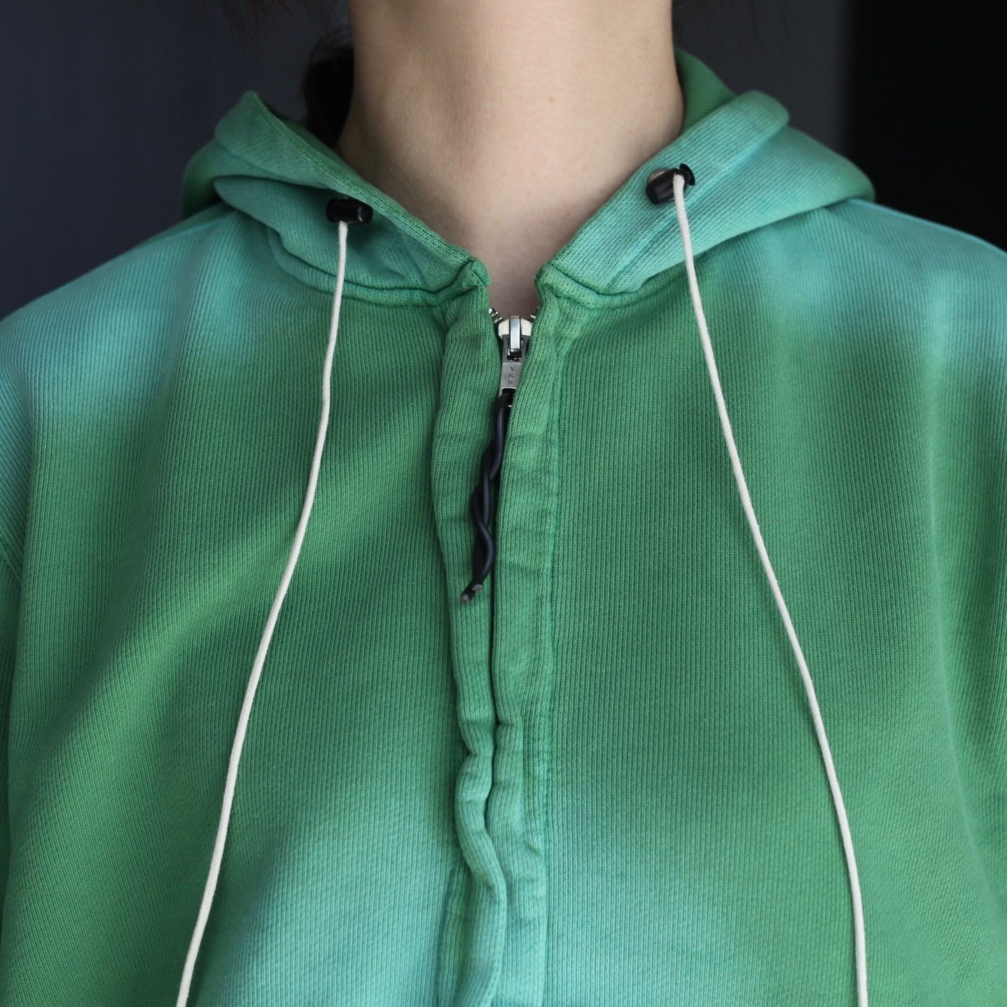 【残り一点】Fitted Zip Hoodie(SUN FADED)