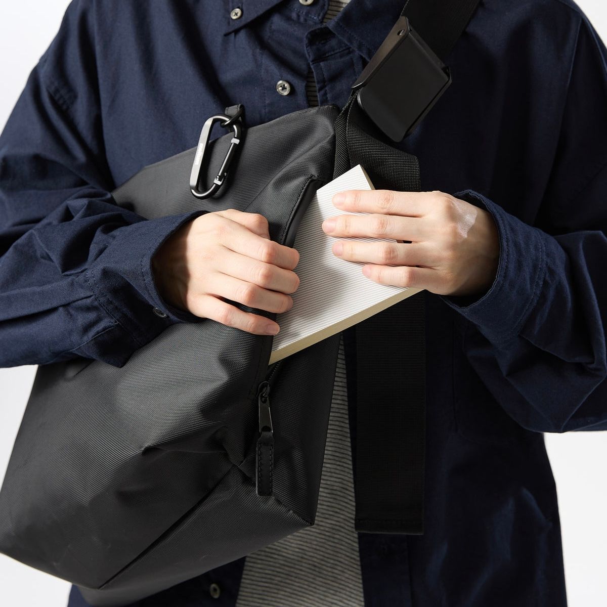 【残り一点】Nylon Messenger Bag(M)