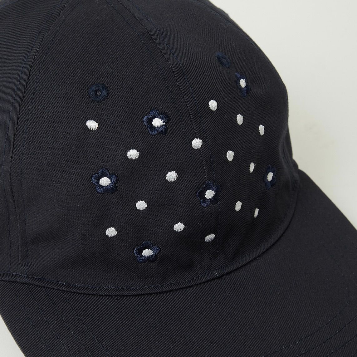 【残りわずか】Dot Flower Cap