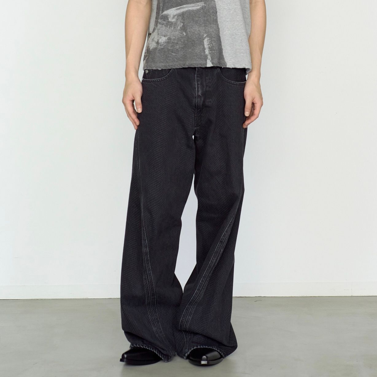 【残り一点】3D Twisted Wide Leg Jeans