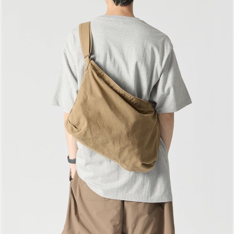 【残りわずか】Canvas Shoulder Bag