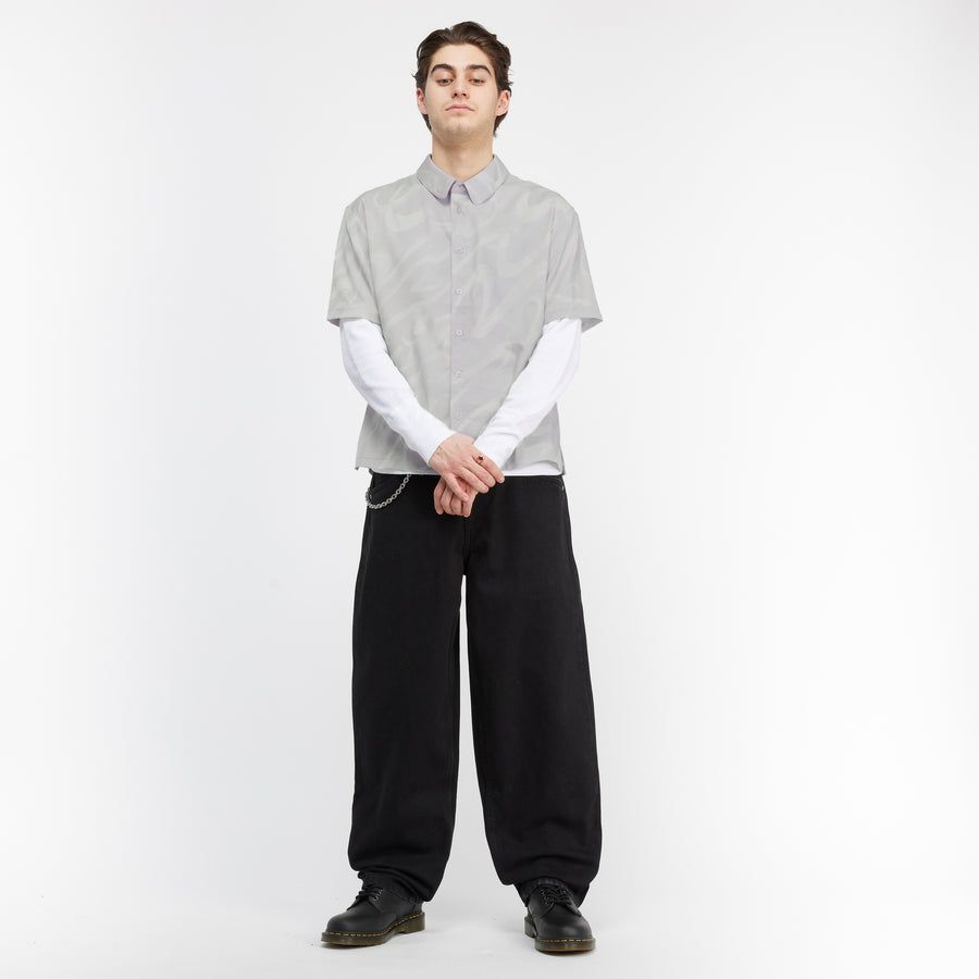 【残り一点】Chilling Satin Shirt