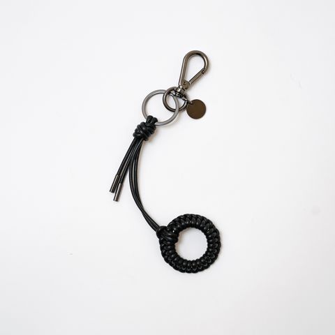 【再販売通知受付可能】Cristy Knot Finger Circle Charm BK(RAPTO JP)