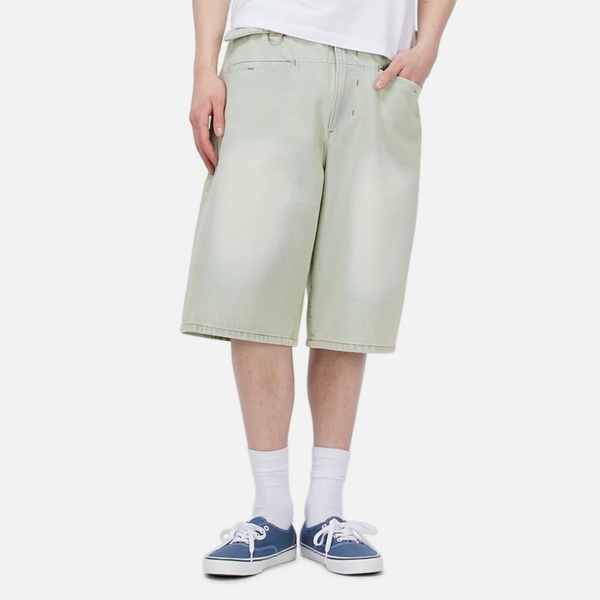 【残りわずか】Tech Denim Shorts