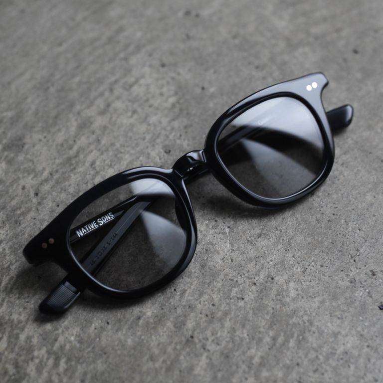レンズ: LIGHT GREY