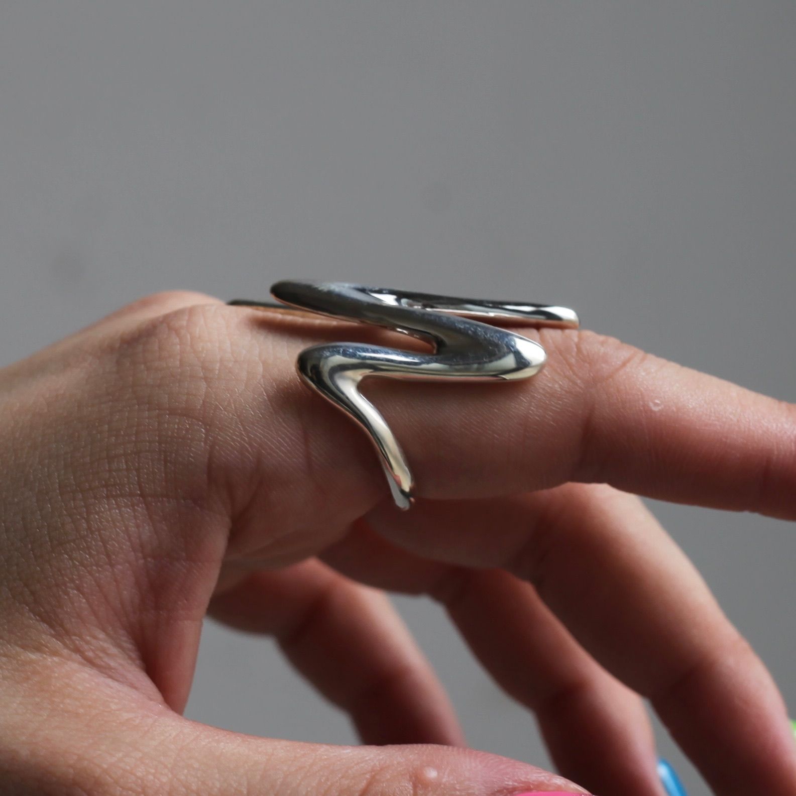 【残り一点】Scribble Ring(WHITE)