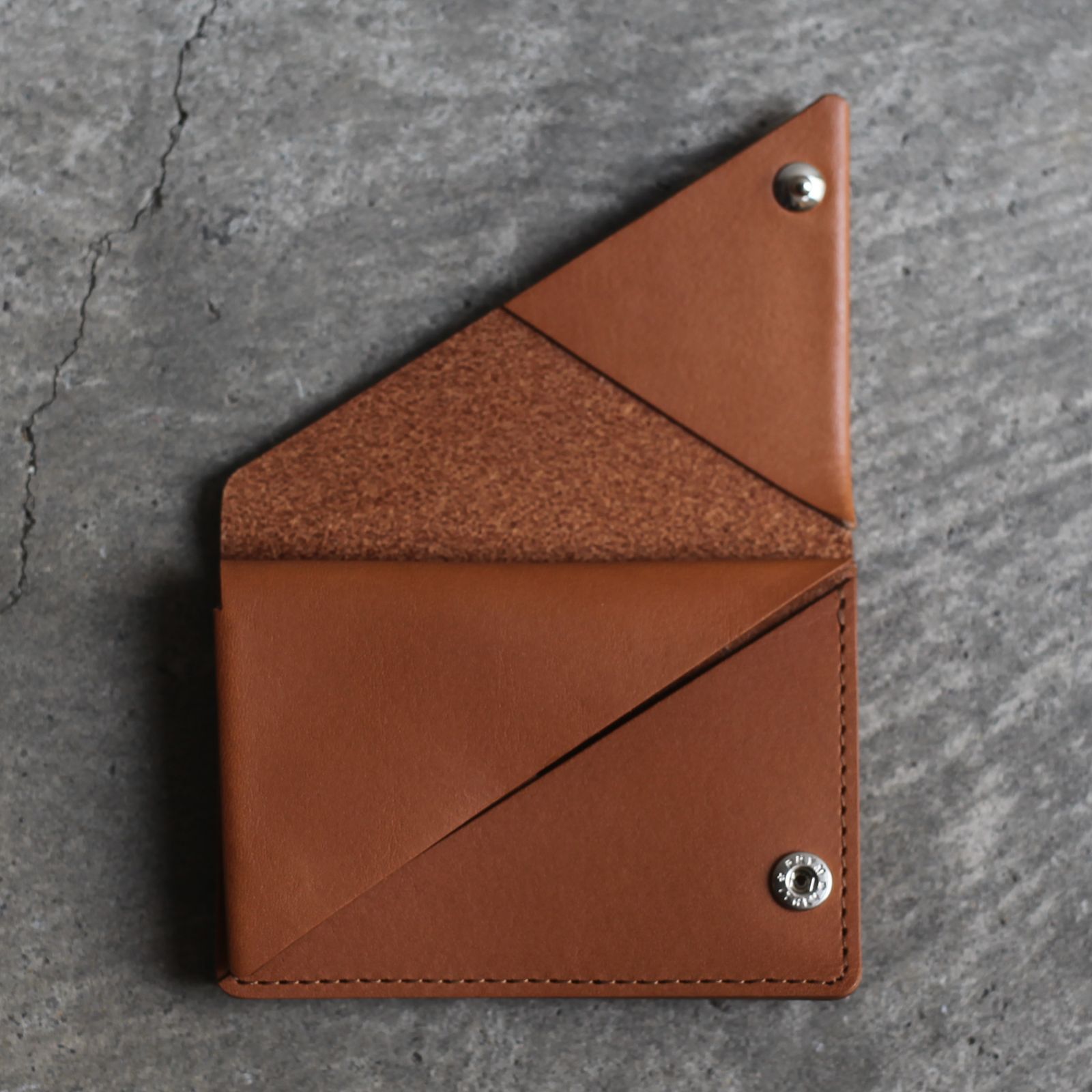 【残り一点】Slant Card Case